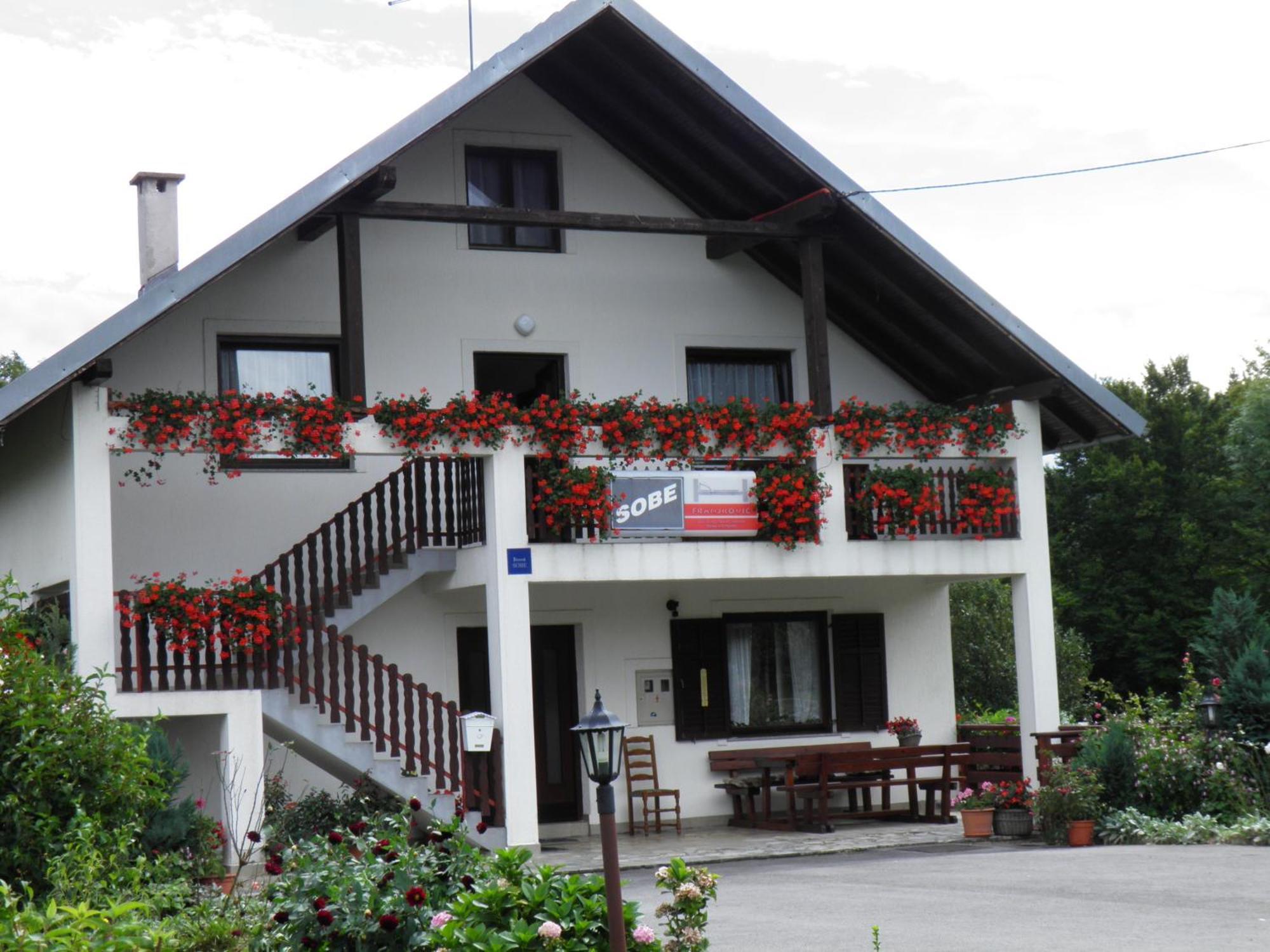 House Janja Plitvice Ξενοδοχείο Seliste Dreznicko Εξωτερικό φωτογραφία